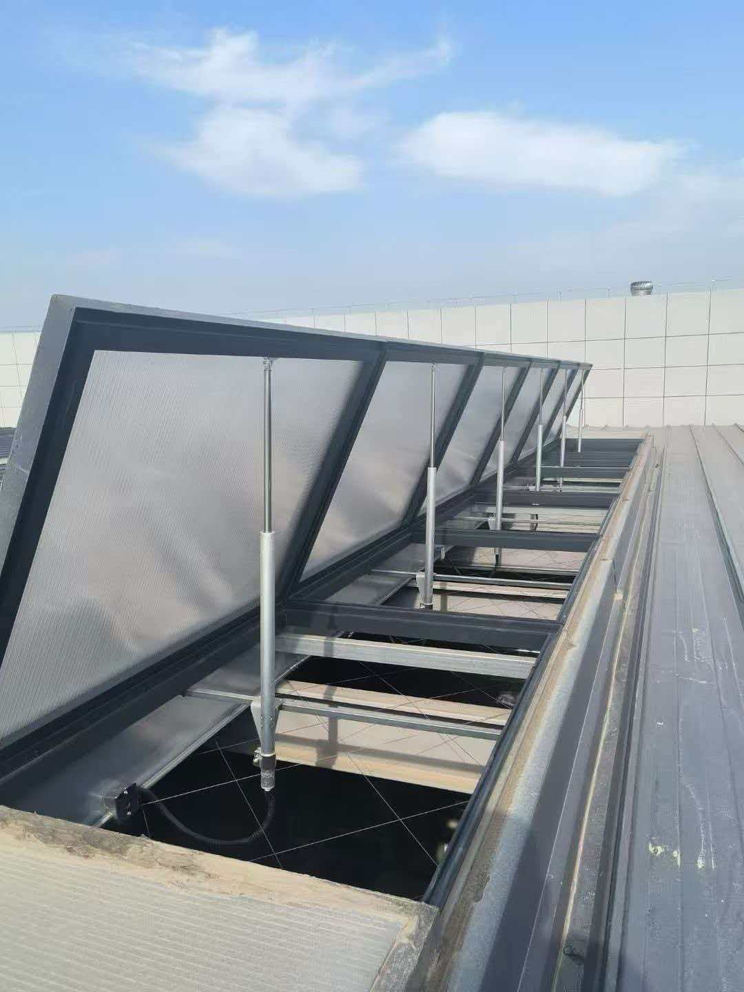 一字型电动排烟天窗